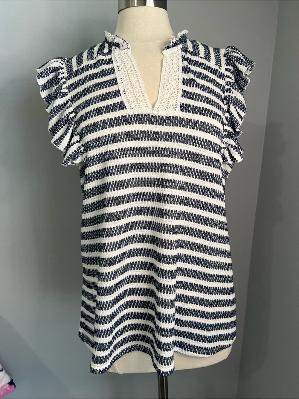 JohnPaulRichard L Navy White Split Neck Flutter Sleeves Stripe Knit Gauze Top